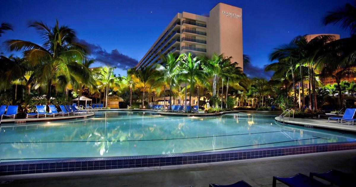 DoubleTree Resort by Hilton Hollywood Beach Logo