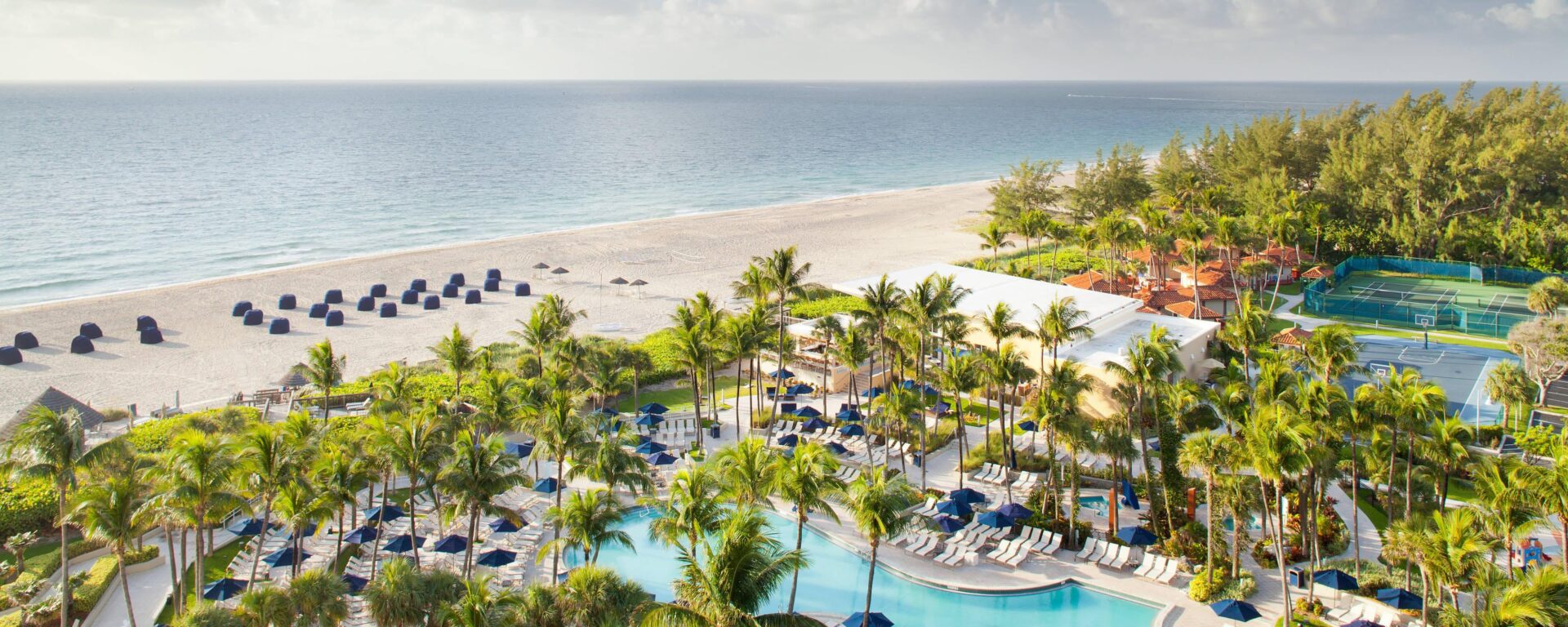 Fort Lauderdale Marriott Harbor Beach Resort & Spa Logo